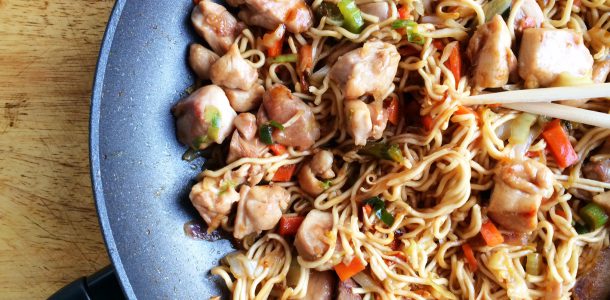 Quick Chicken, Vegetable and Noodle Stir Fry