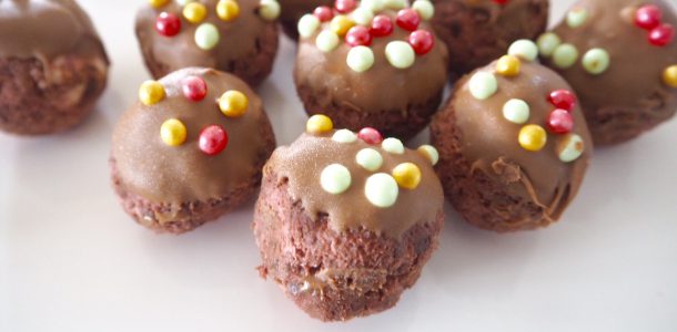 Three Ingredient Tim Tam Choc Raspberry Cheesecake Balls