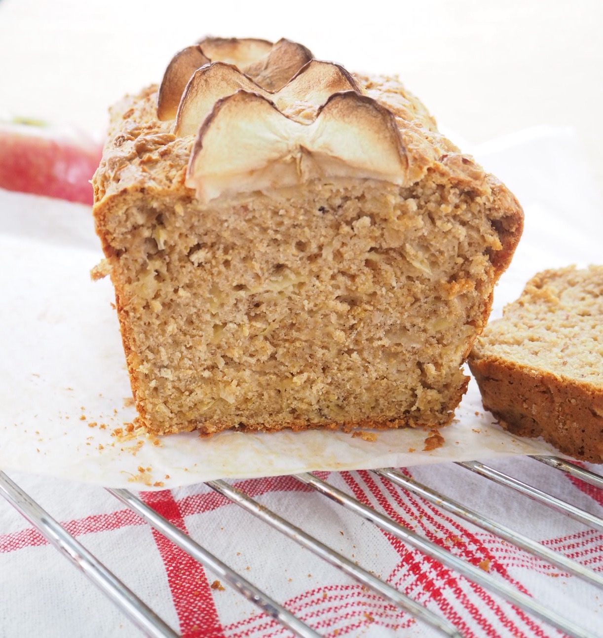 Healthy Apple and Cinnamon Loaf