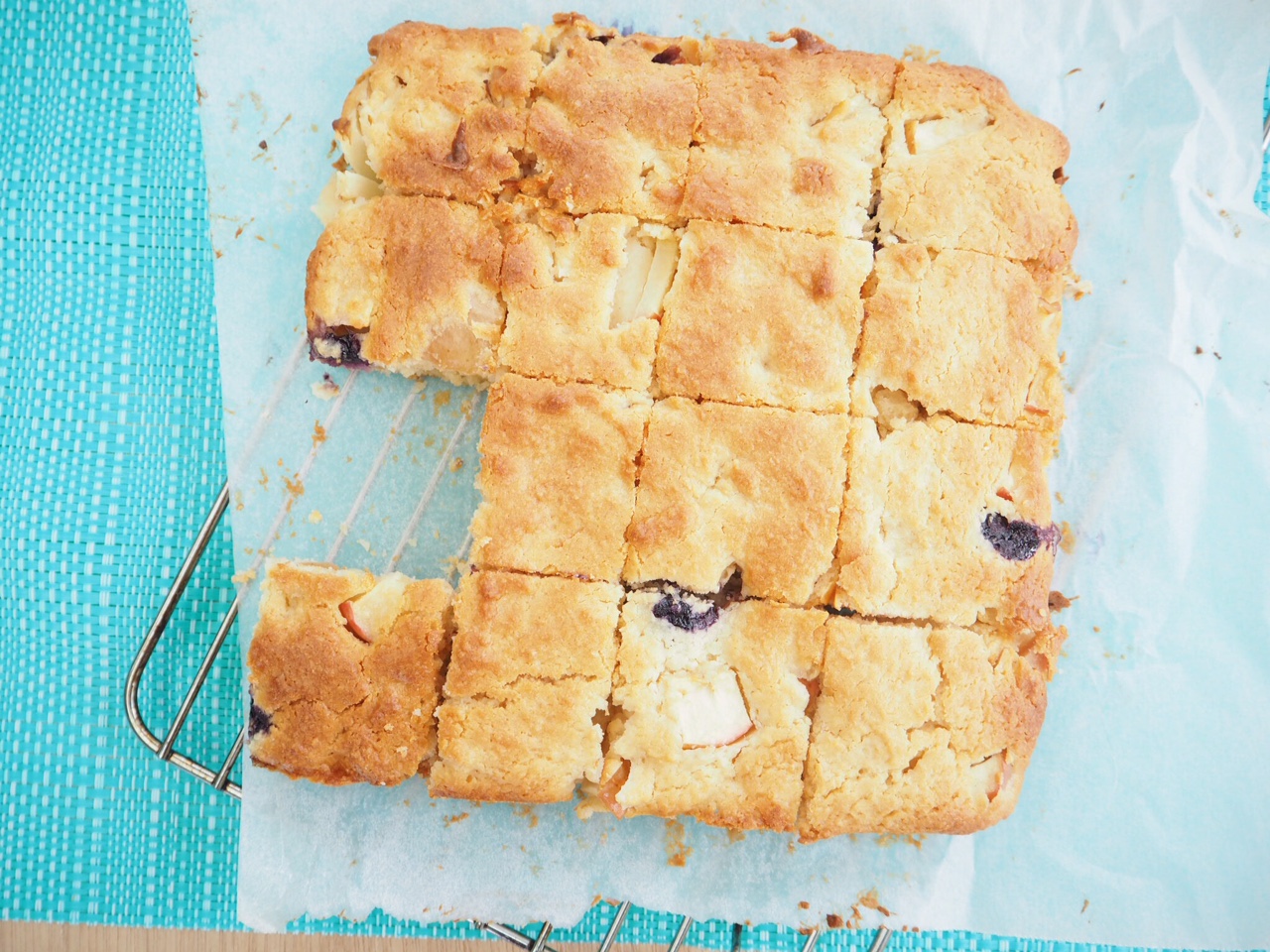 Apple, Blueberry and Yoghurt Cake Slice