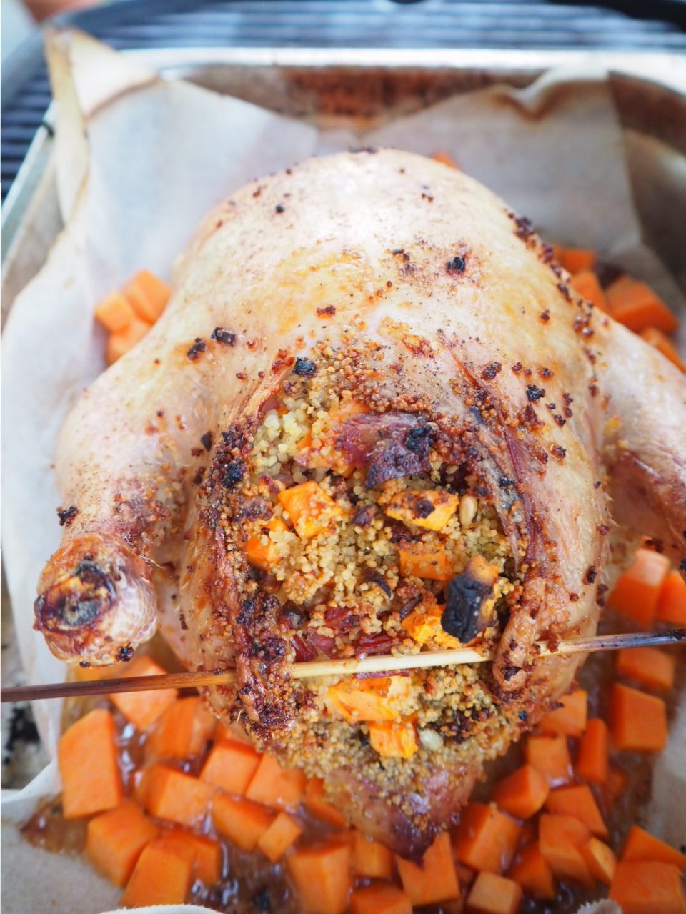 How to cook your side dish inside your roast chicken