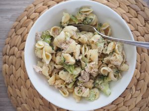 One Pot Tuna and Broccoli Pasta