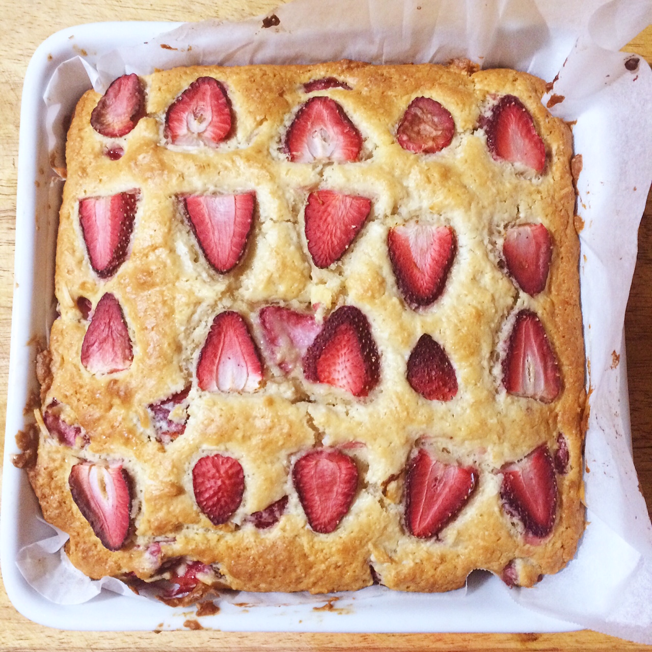 Strawberry Yoghurt Cake