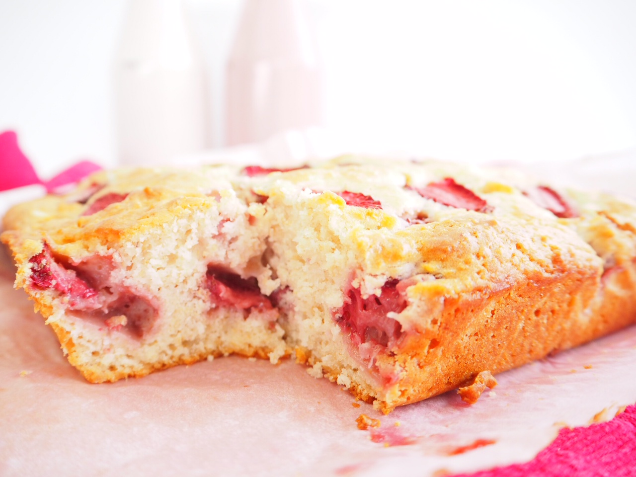 Strawberry Yoghurt Cake