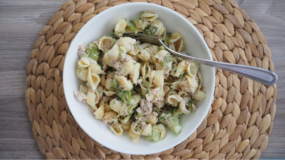 One Pot Tuna and Broccoli Pasta