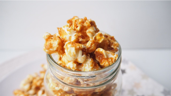 Homemade Caramel Popcorn