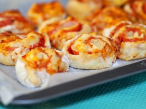 5 Ingredient Ham and Cheese Lunchbox Scrolls