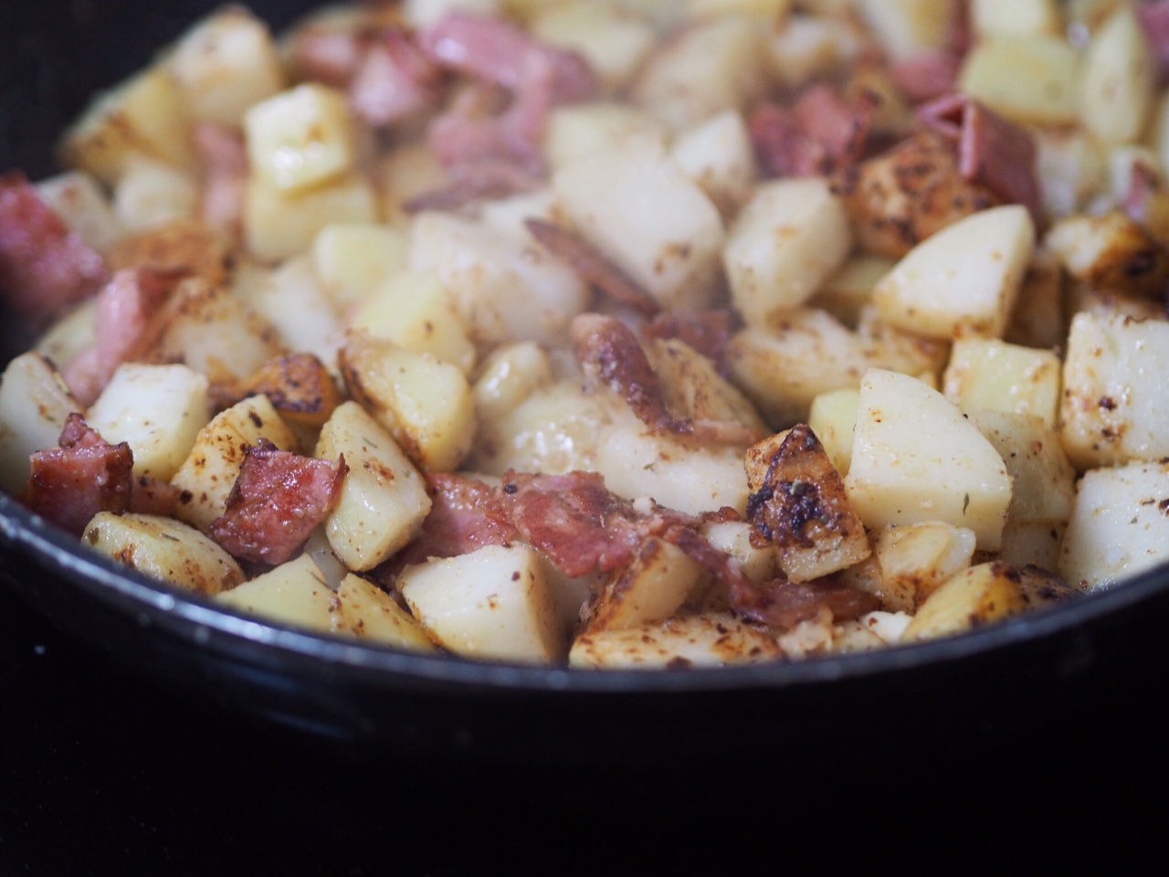 Stove Top Potatoes with Maple Streaky Bacon