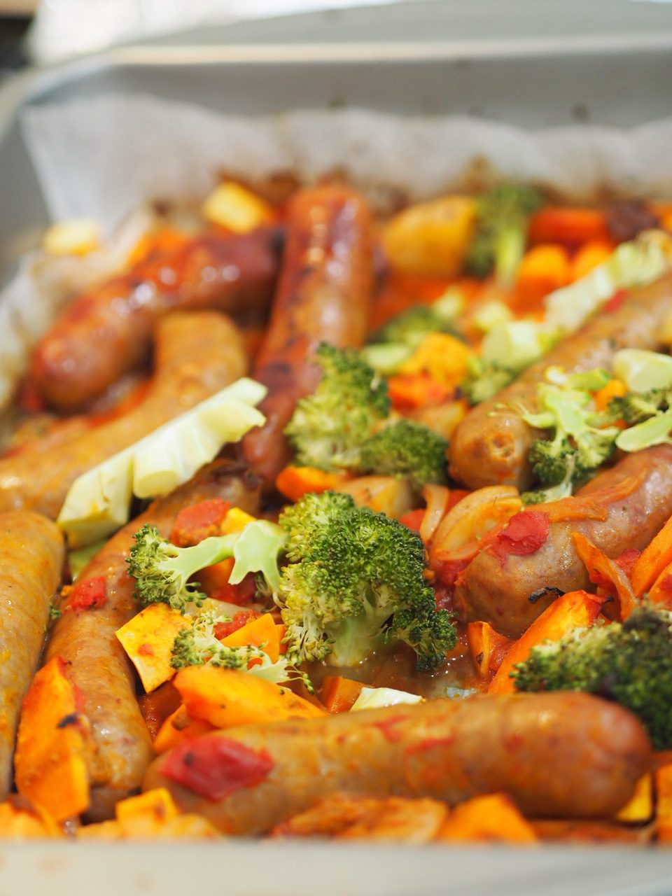 Sausage, Tomato Pesto and Vegetable Tray Bake