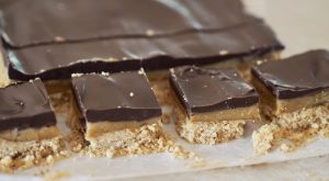 Easy Microwave Caramel Slice