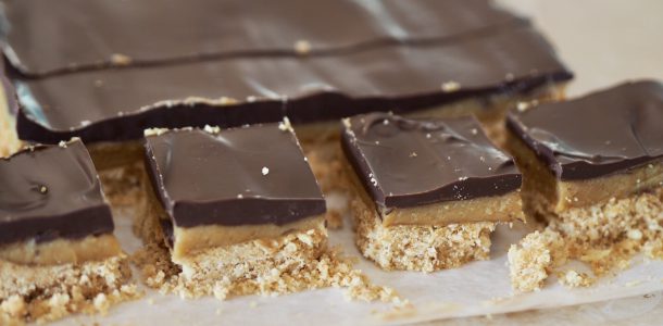 Easy Microwave Caramel Slice