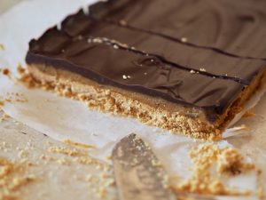 Easy Microwave Caramel Slice