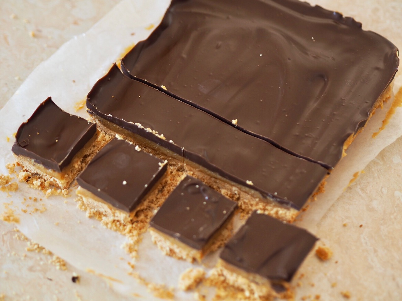 Easy Microwave Caramel Slice