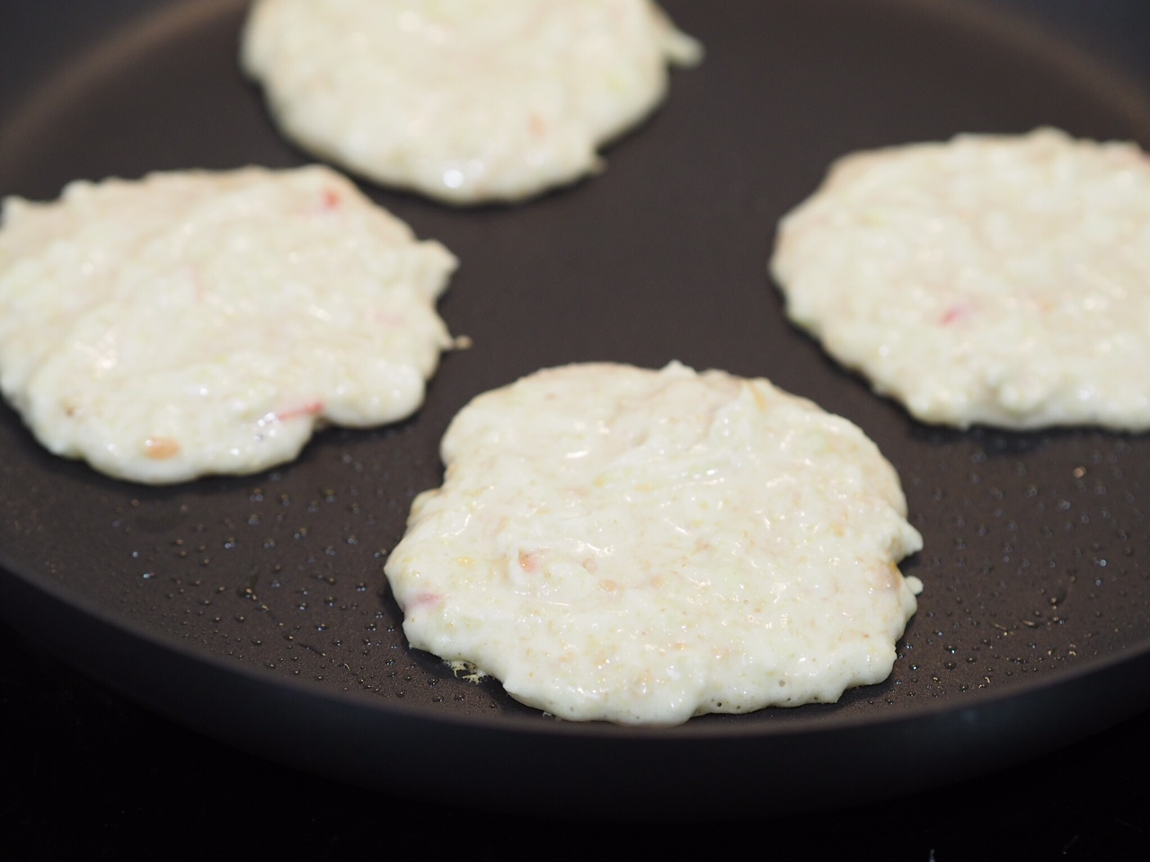 Wholemeal No Added Sugar Apple and Banana Pikelets