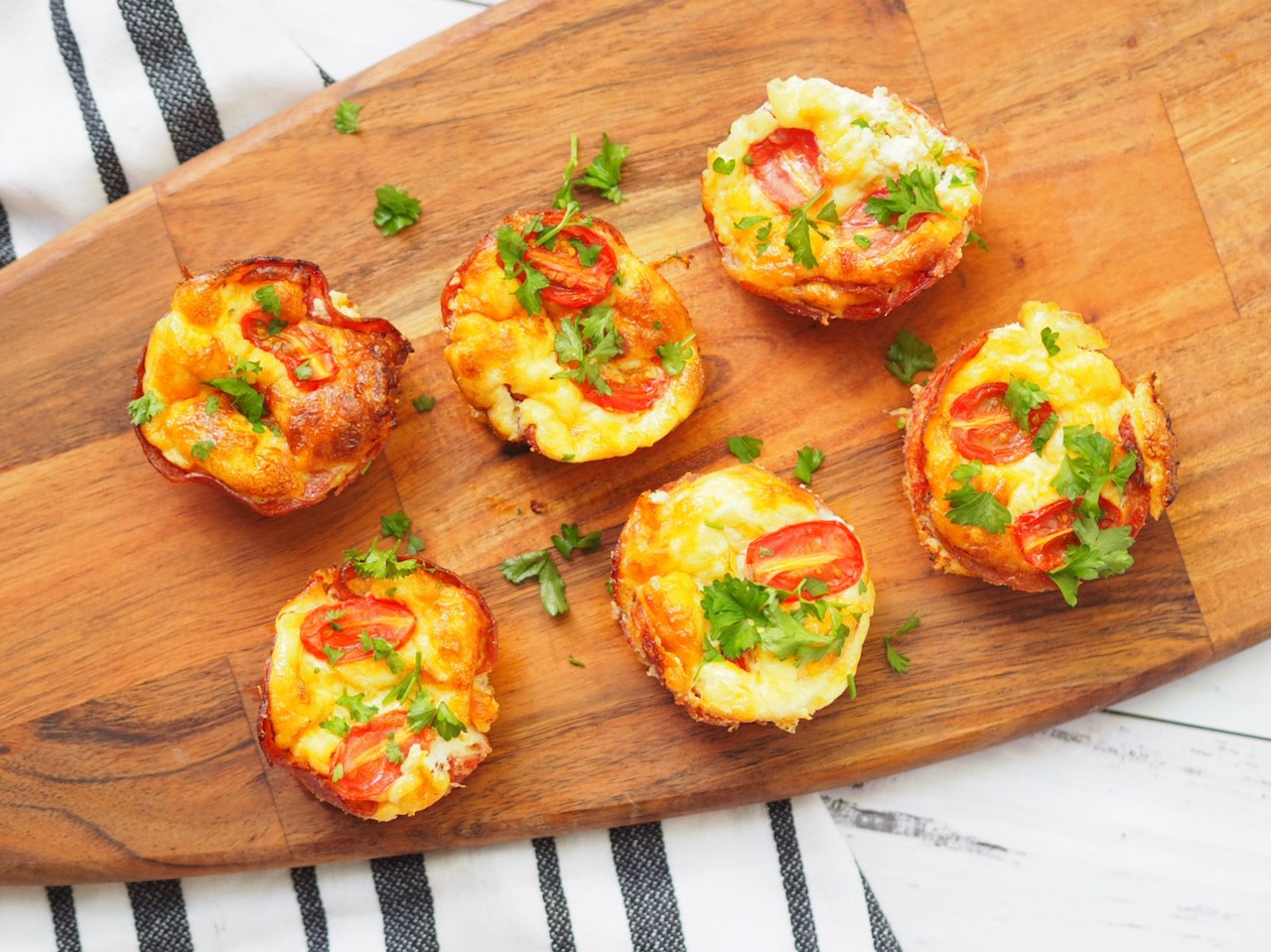 Omelette Salami Cups