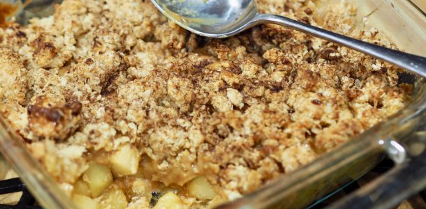 Caramel Apple Crumble