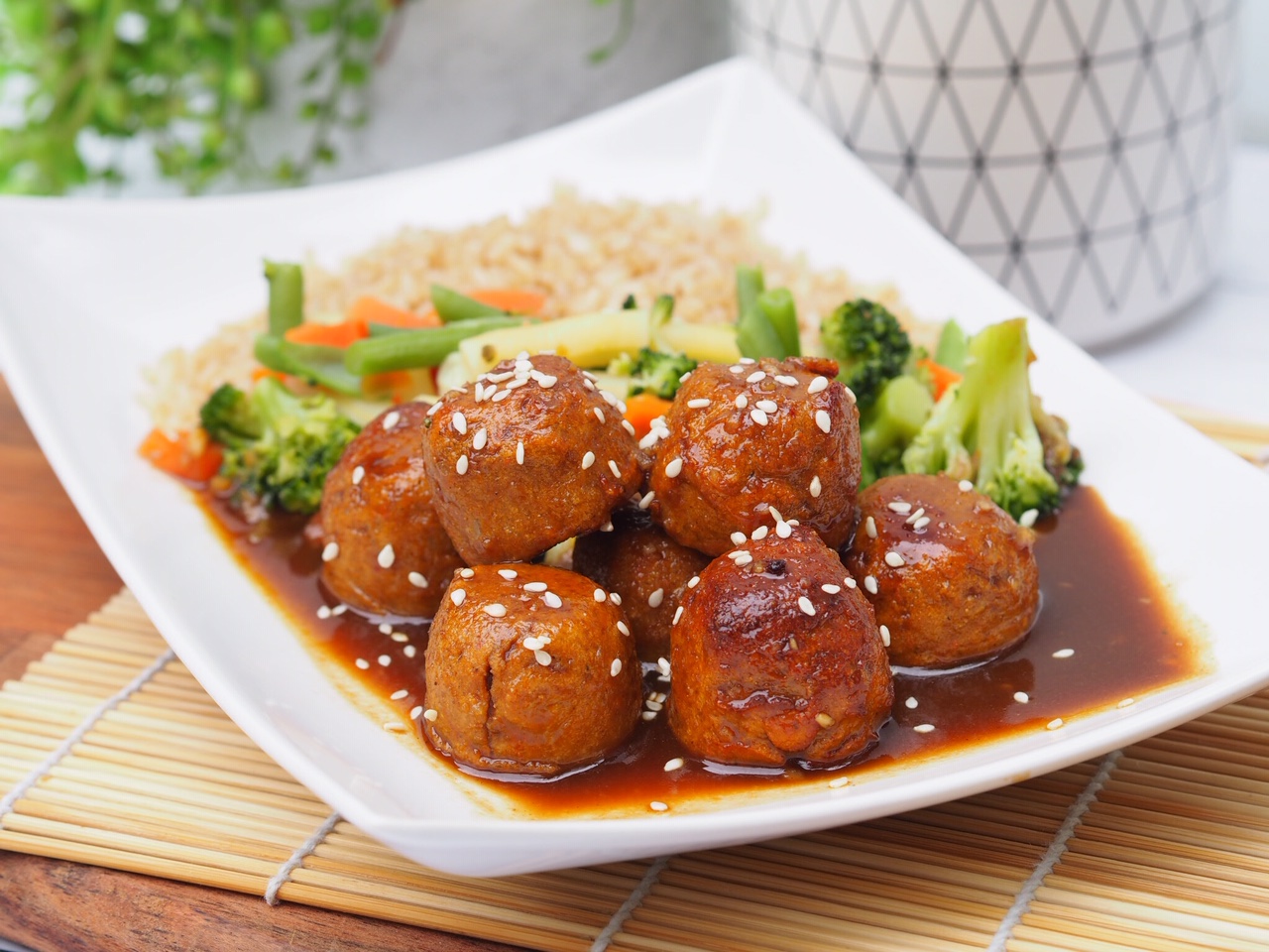 Speedy Saucy Asian Meatballs