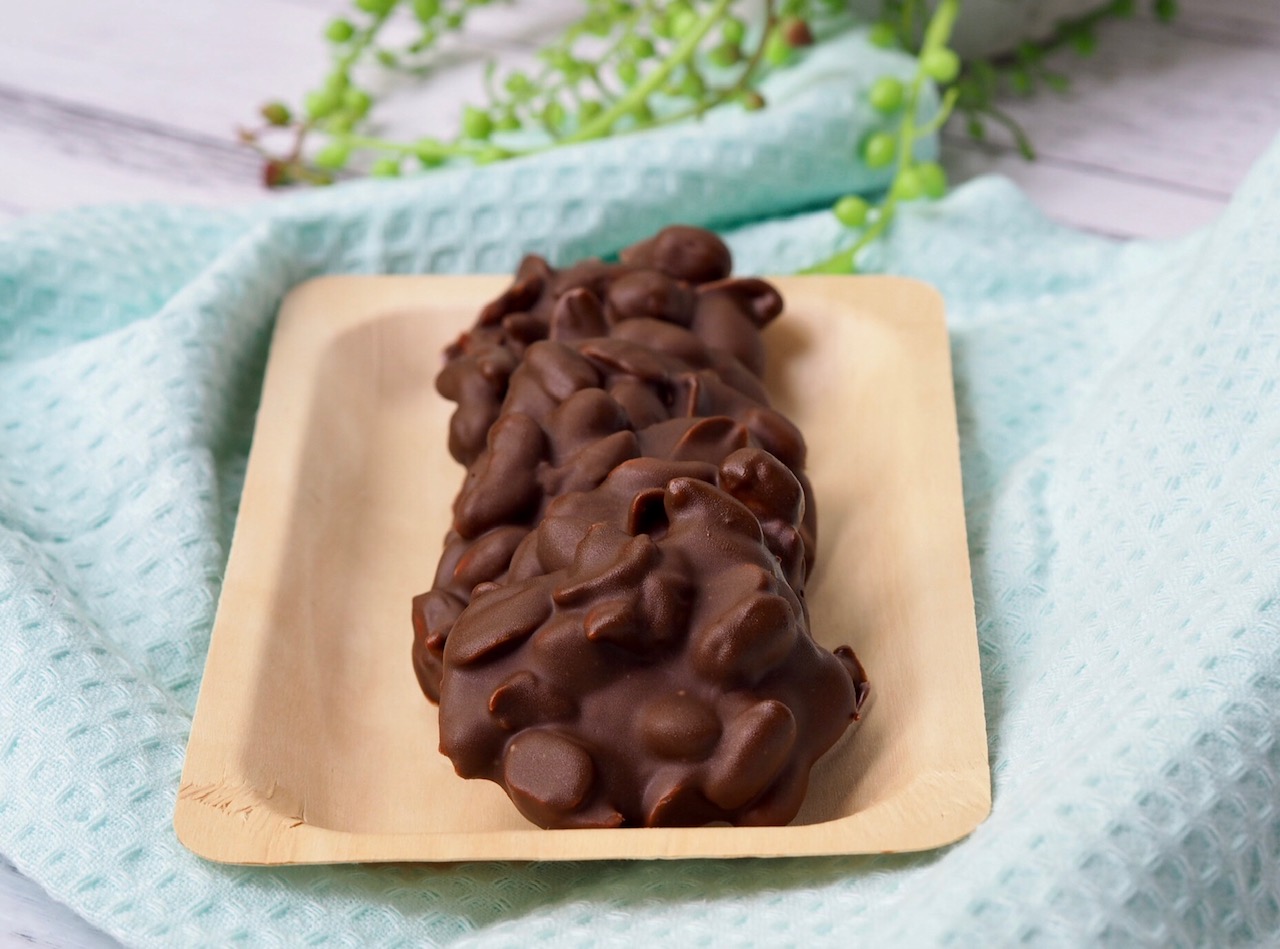 Easy Peanut Clusters