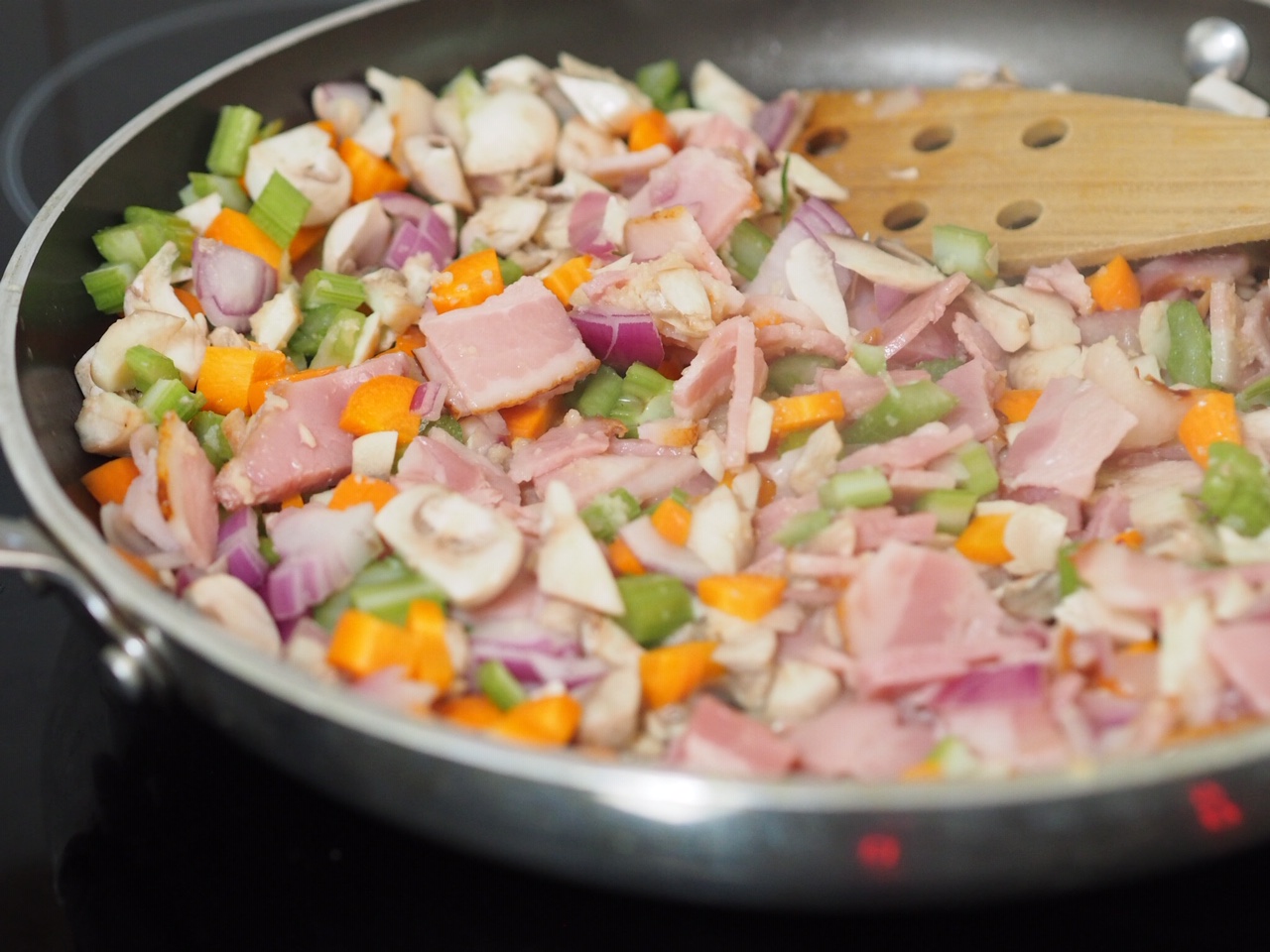 Bacon and Onion Tray Bake Stuffing