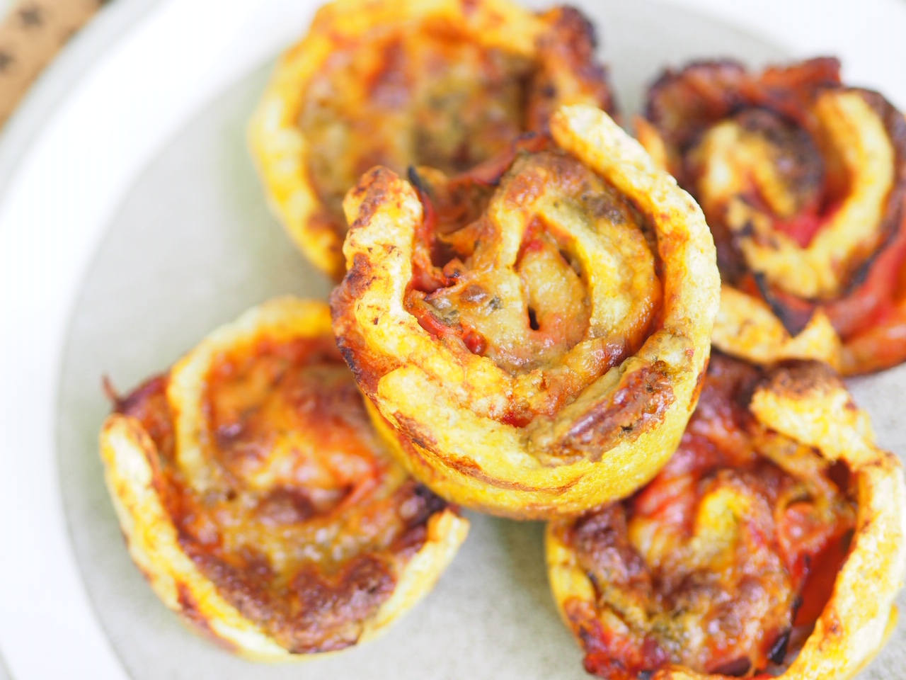 Gluten Free Pesto and Ham Lunchbox Scrolls